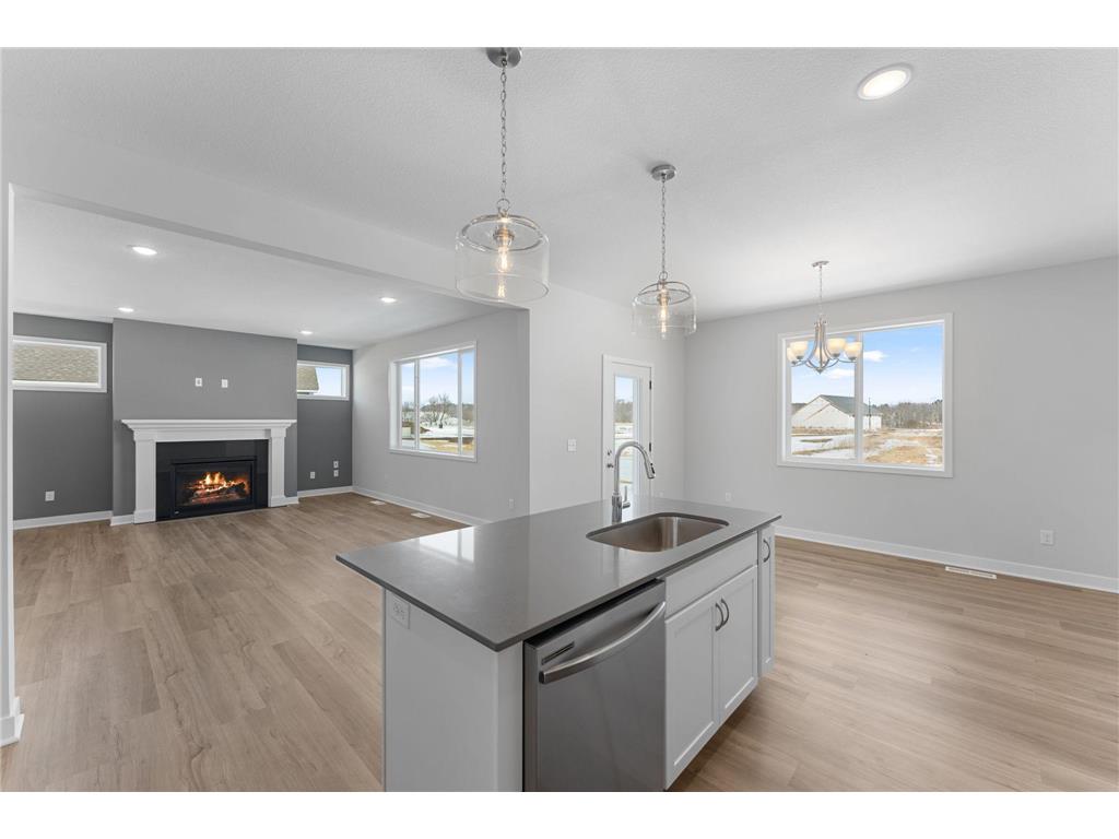1551 Creekwood Dr New Richmond WI 54017 7065156 image14