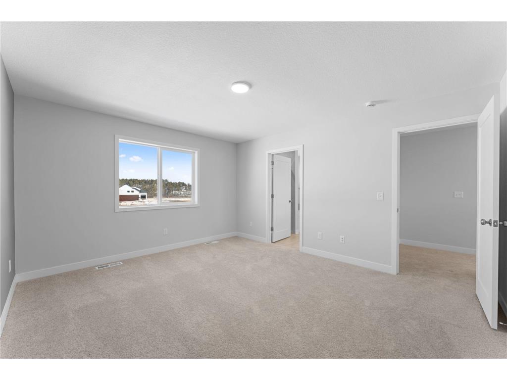 1551 Creekwood Dr New Richmond WI 54017 7065156 image21