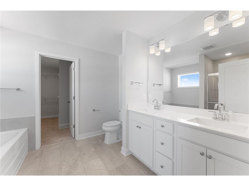 1551 Creekwood Dr New Richmond WI 54017 7065156 image22