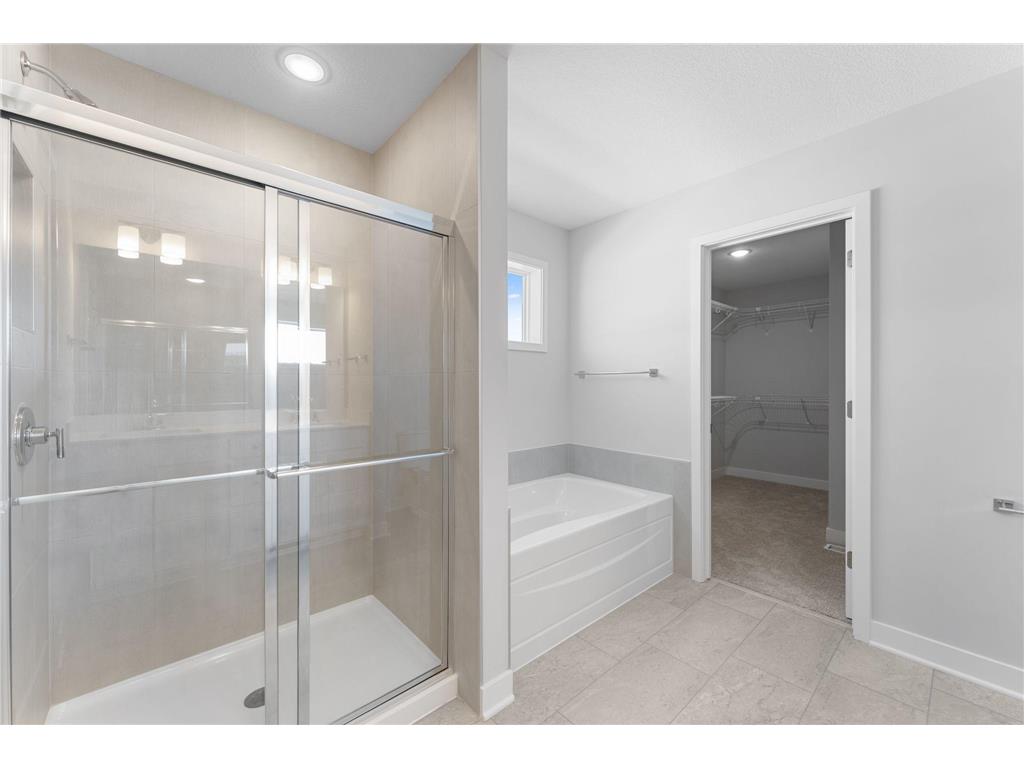 1551 Creekwood Dr New Richmond WI 54017 7065156 image23