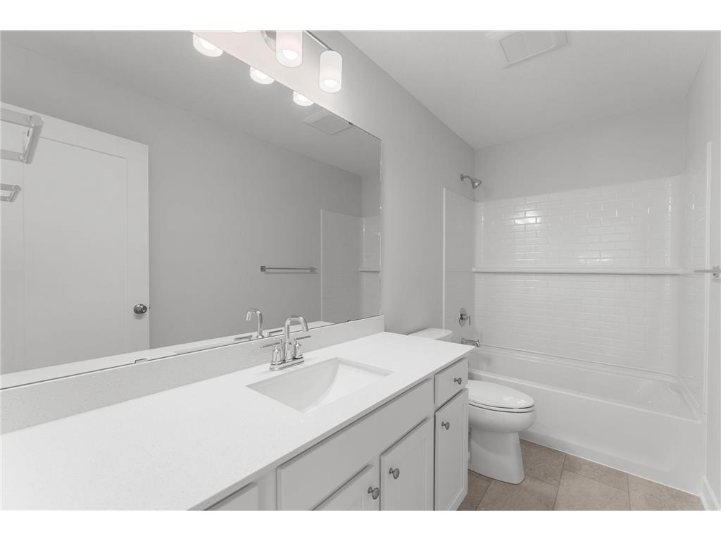 1551 Creekwood Dr New Richmond WI 54017 7065156 image26