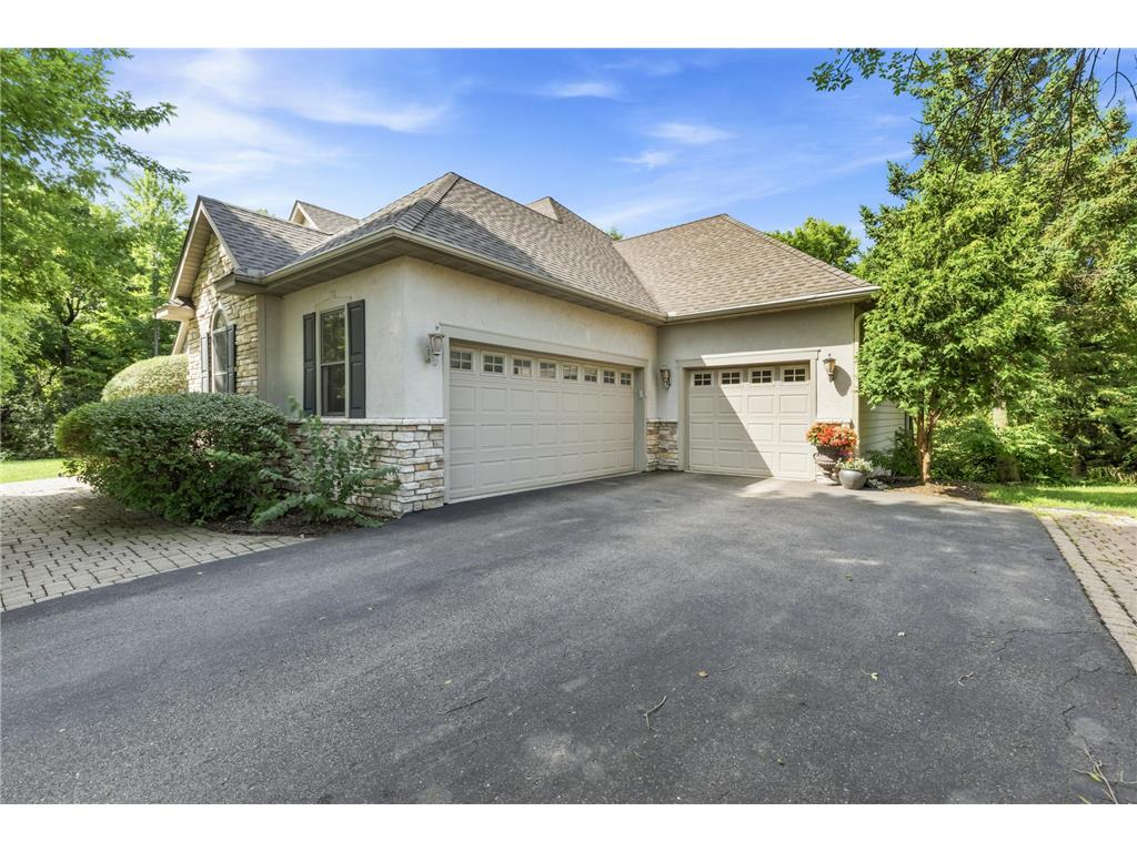 1551 Sunnybrook Drive Minnetrista MN 55364 - Dutch 7107727 image4