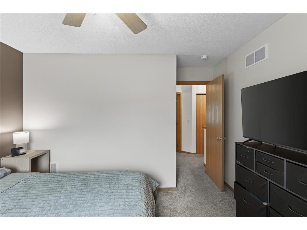 15516 Float Lane #137 Apple Valley MN 55124 7088607 image17