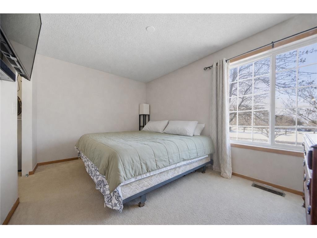 15517 Flight Way #212 Apple Valley MN 55124 7012563 image10