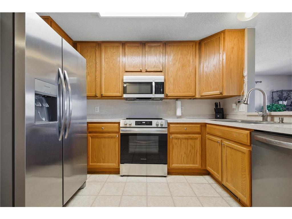 15517 Flight Way #212 Apple Valley MN 55124 7012563 image4