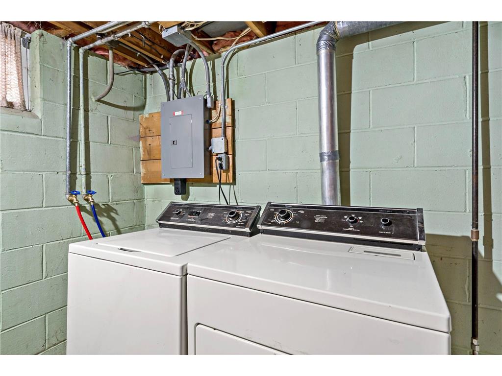 1552 Hoyt Avenue E Saint Paul MN 55106 7075411 image26