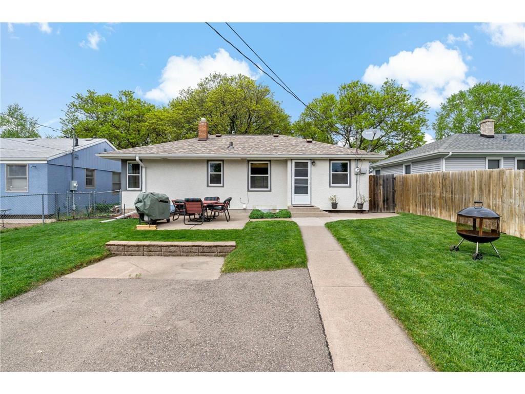 1552 Hoyt Avenue E Saint Paul MN 55106 7075411 image29