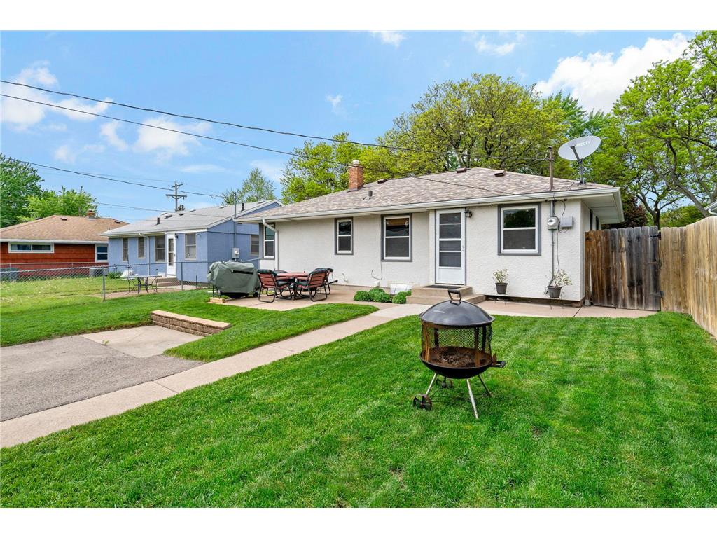 1552 Hoyt Avenue E Saint Paul MN 55106 7075411 image30