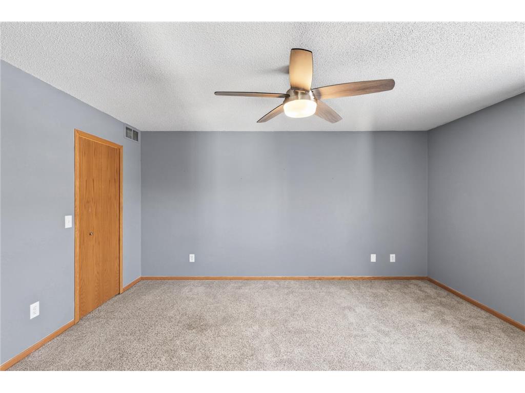 15522 Garnet Way #102 Apple Valley MN 55124 7012433 image17