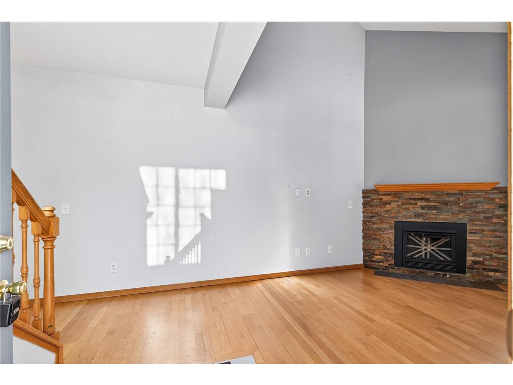 15522 Garnet Way #102 Apple Valley MN 55124 7012433 image4