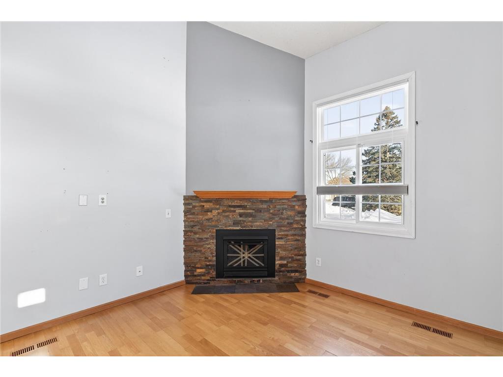 15522 Garnet Way #102 Apple Valley MN 55124 7012433 image5