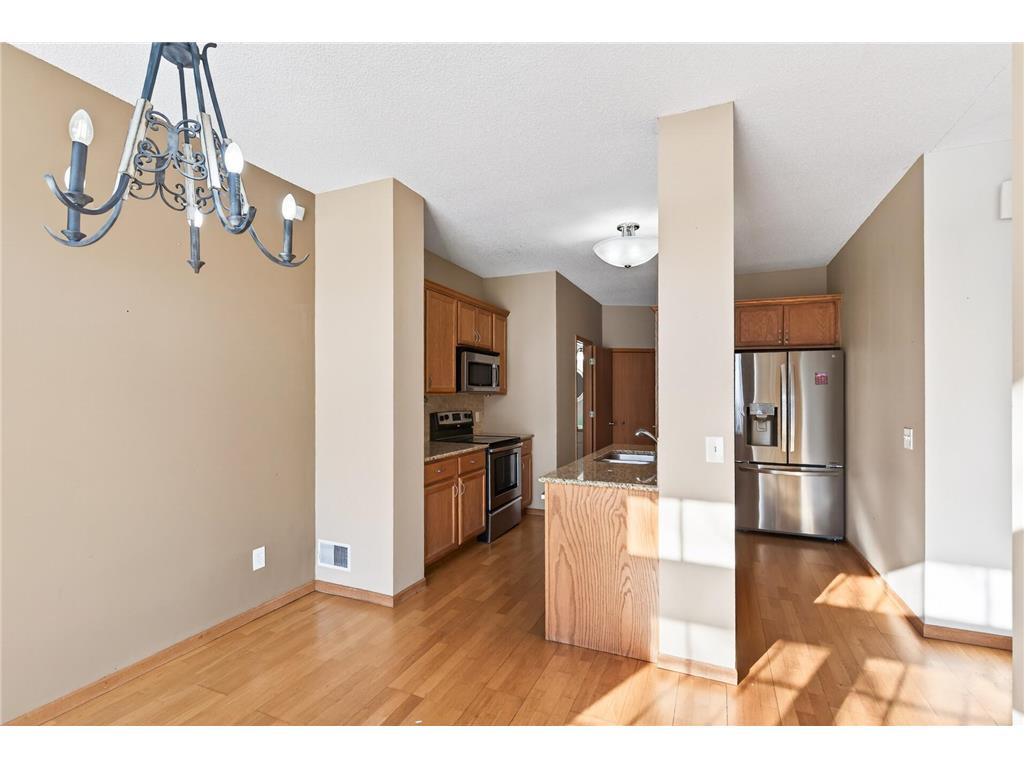 15522 Garnet Way #102 Apple Valley MN 55124 7012433 image9