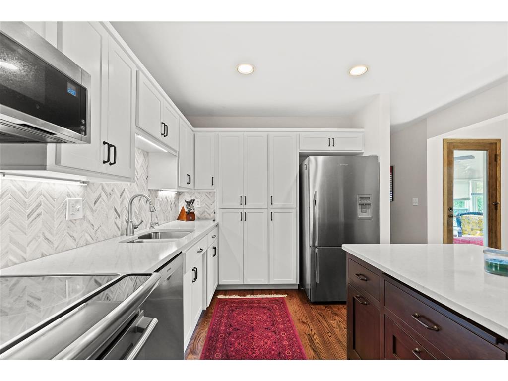 15527 Michele Lane Eden Prairie MN 55346 6752115 image1