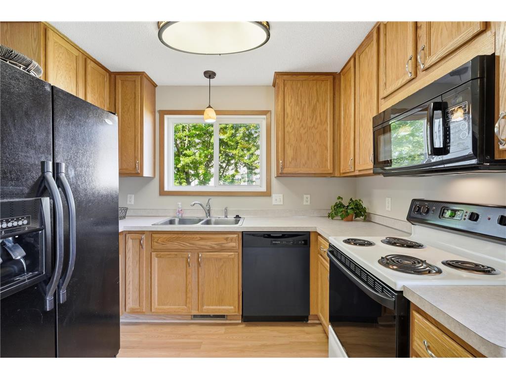 15529 Flyboat Lane Apple Valley MN 55124 7072675 image5