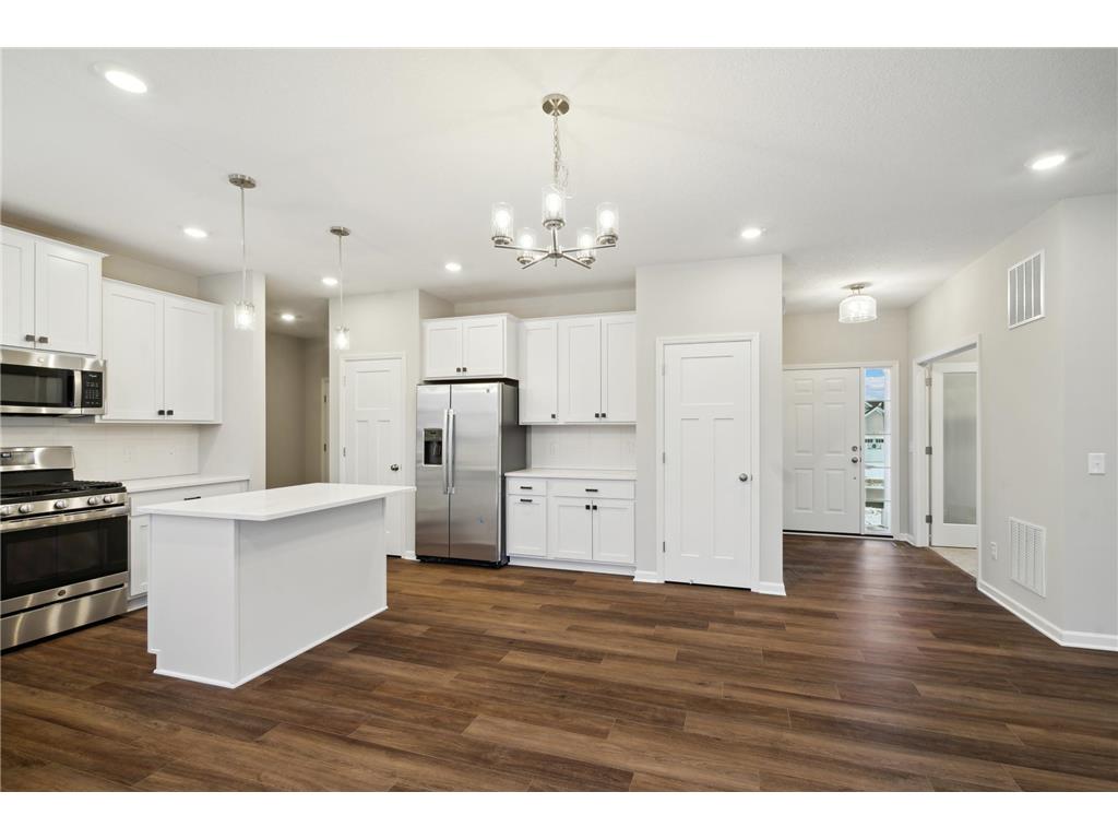15530 Goodview Trail N Hugo MN 55038 6451186 image1