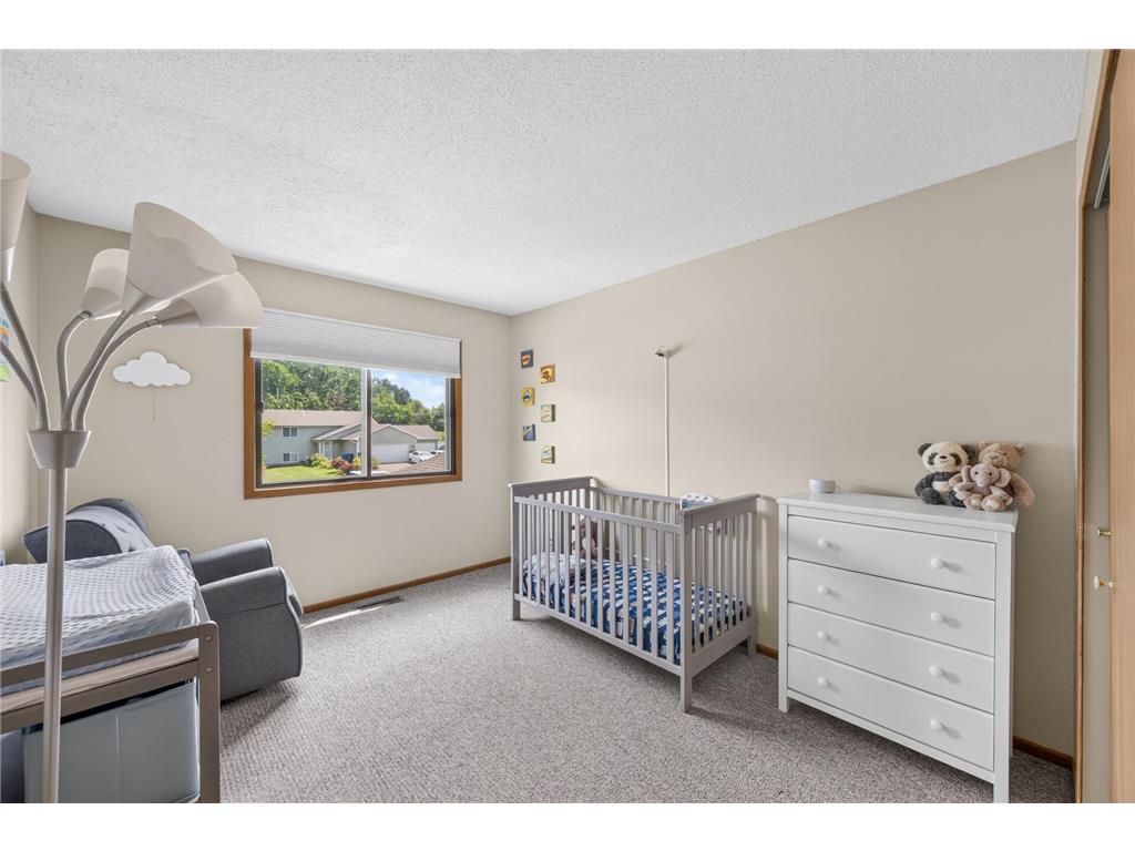 1554 Helmo Avenue N Oakdale MN 55128 7099950 image21