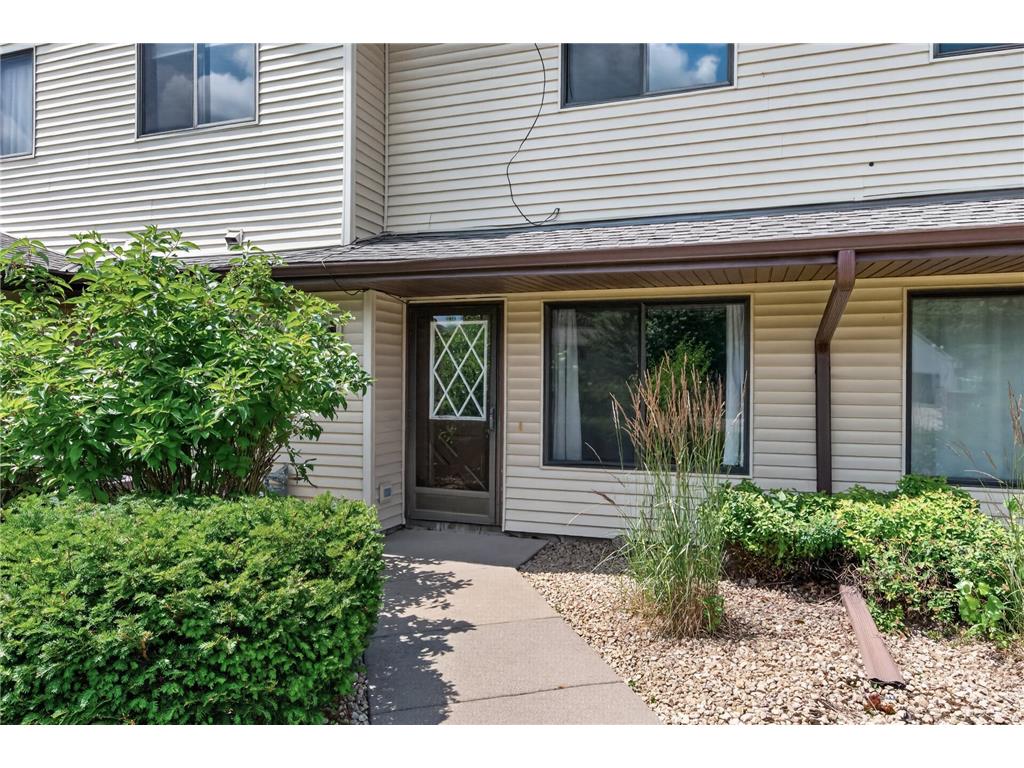 1554 Helmo Avenue N Oakdale MN 55128 7099950 image3