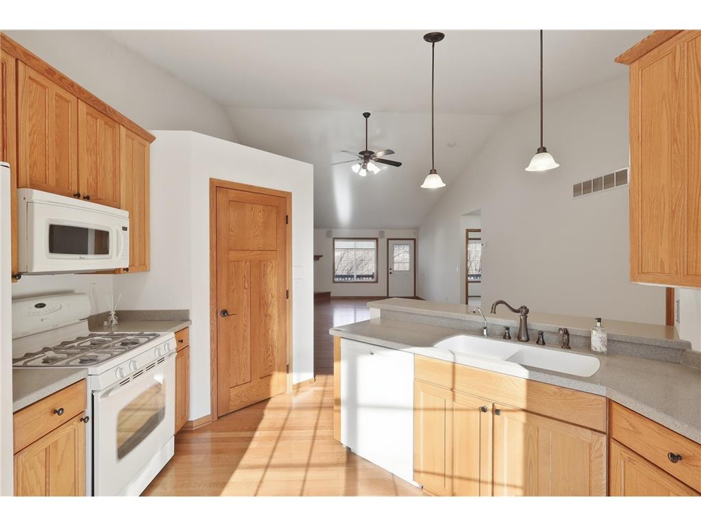 1554 Lincoln Park Drive South Saint Paul MN 55075 7047880 image8