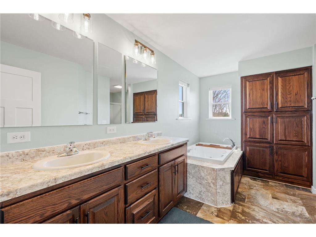 1555 127th Street New Richmond WI 54017 7051283 image21