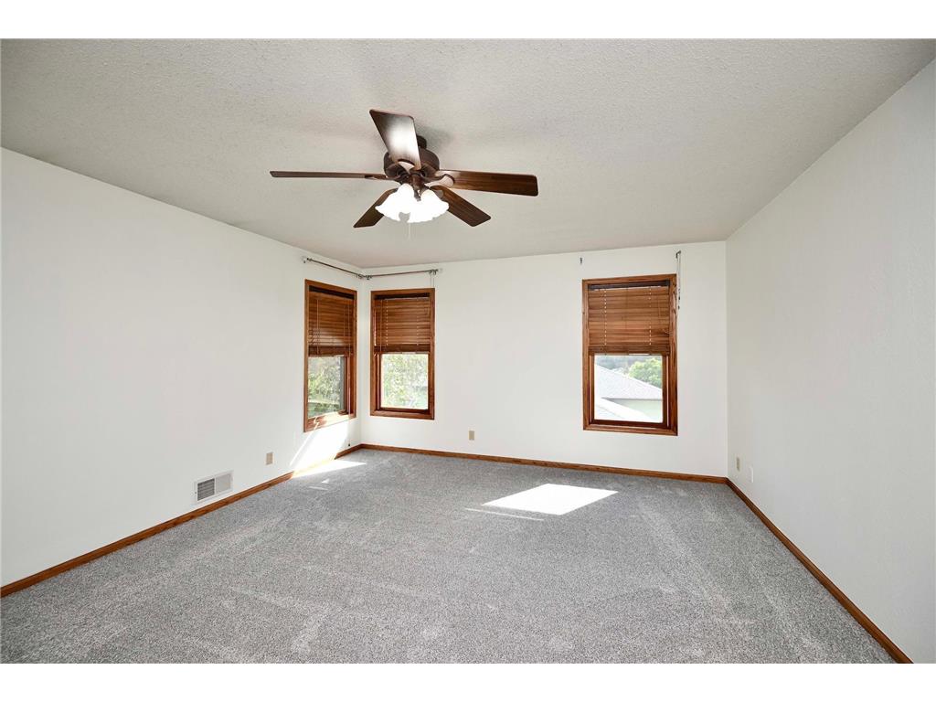 1555 48th Avenue Winona MN 55987 7113201 image17