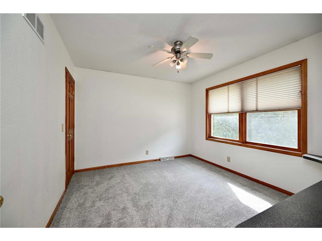 1555 48th Avenue Winona MN 55987 7113201 image25