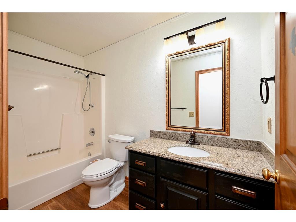 1555 48th Avenue Winona MN 55987 7113201 image27