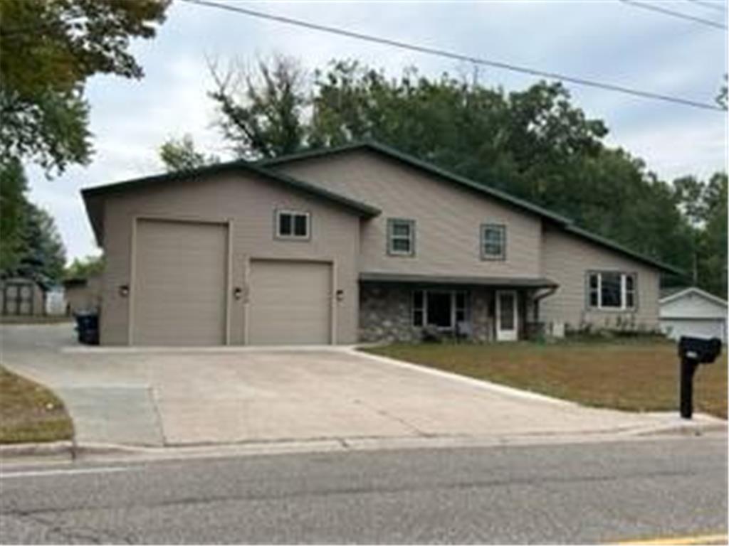 1555 8th Street SE Forest Lake MN 55025 6430430 image1