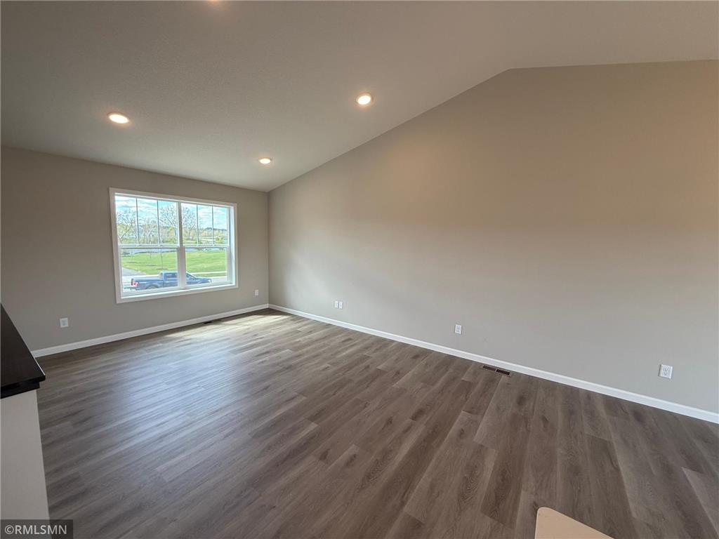 1555 Meadows Drive NE East Bethel MN 55011 7044640 image9