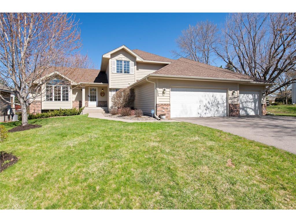 1555 Skyline Trail, Eagan, MN, 55121 MLS 6349142 Edina Realty