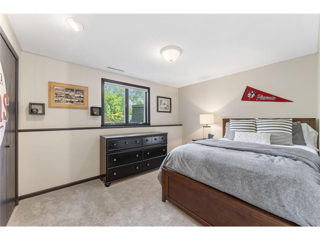 1555 Smith Avenue S West Saint Paul MN 55118 7076796 image54