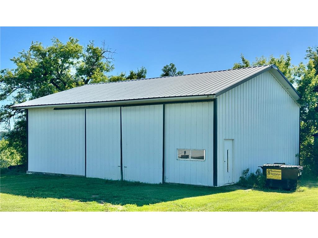 1555 US Highway 75 Lake Benton Twp MN 56149 7023103 image36