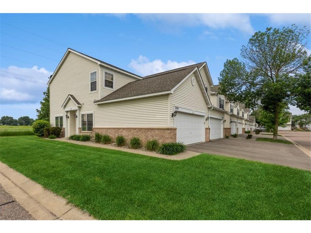 1555 Yorkshire Lane Shakopee MN 55379 6370774 image1