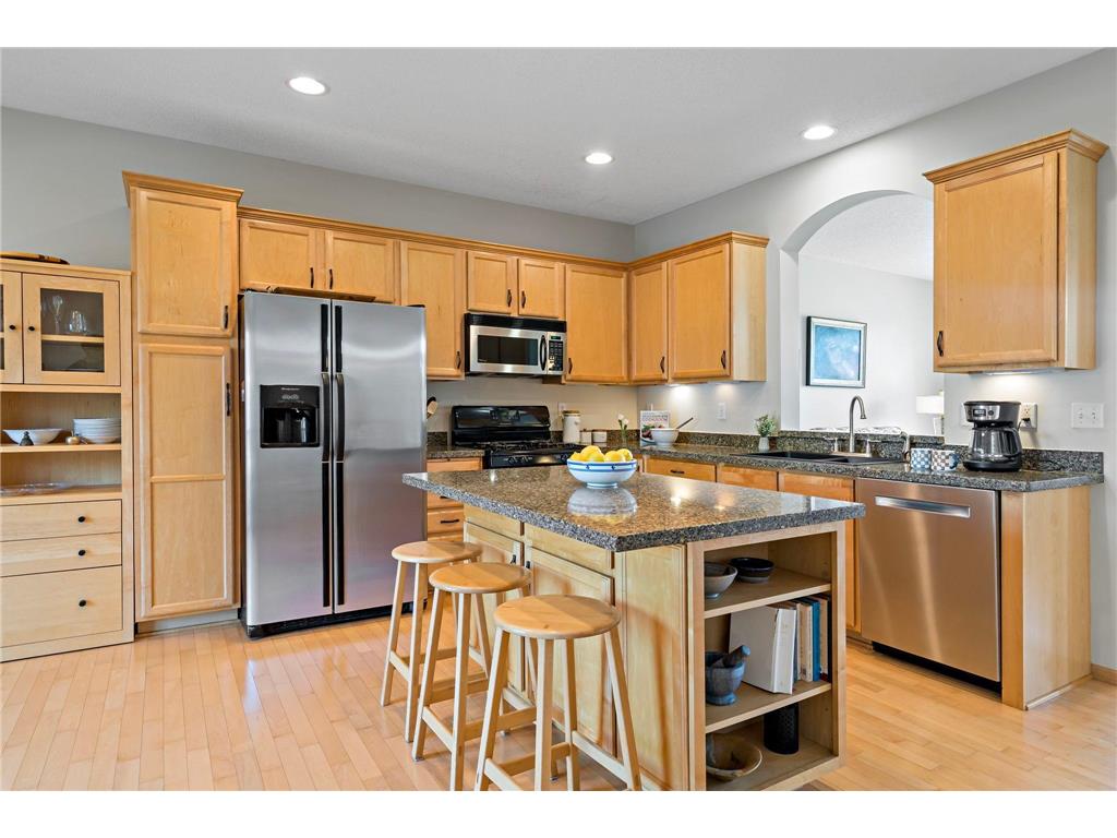 15554 Dynasty Way Apple Valley MN 55124 - Cobblestone 7065190 image4