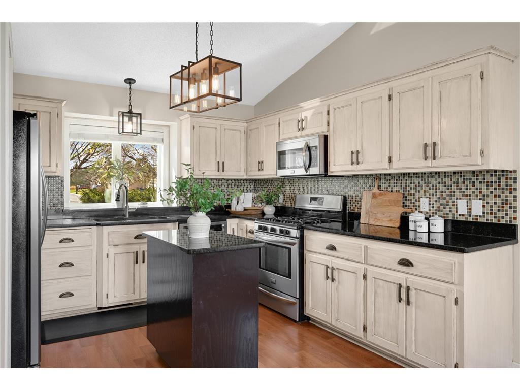 15556 Danbury Avenue W Rosemount MN 55068 7054647 image1