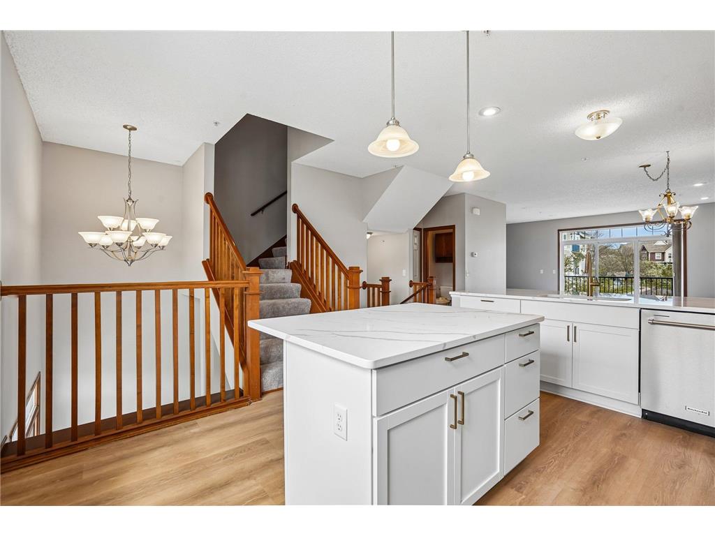 15559 Eagles Nest Way #703 Apple Valley MN 55124 7062641 image13