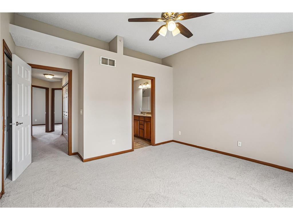 15559 Eagles Nest Way #703 Apple Valley MN 55124 7062641 image17
