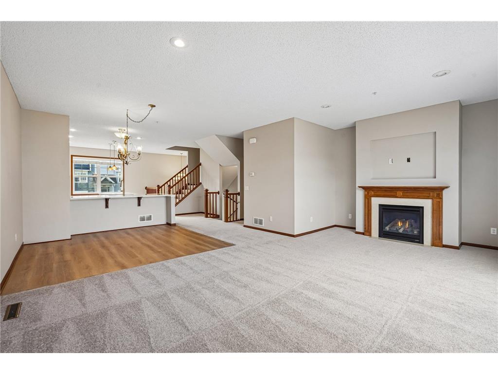 15559 Eagles Nest Way #703 Apple Valley MN 55124 7062641 image6