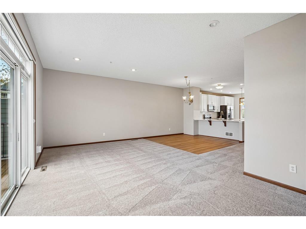15559 Eagles Nest Way #703 Apple Valley MN 55124 7062641 image9