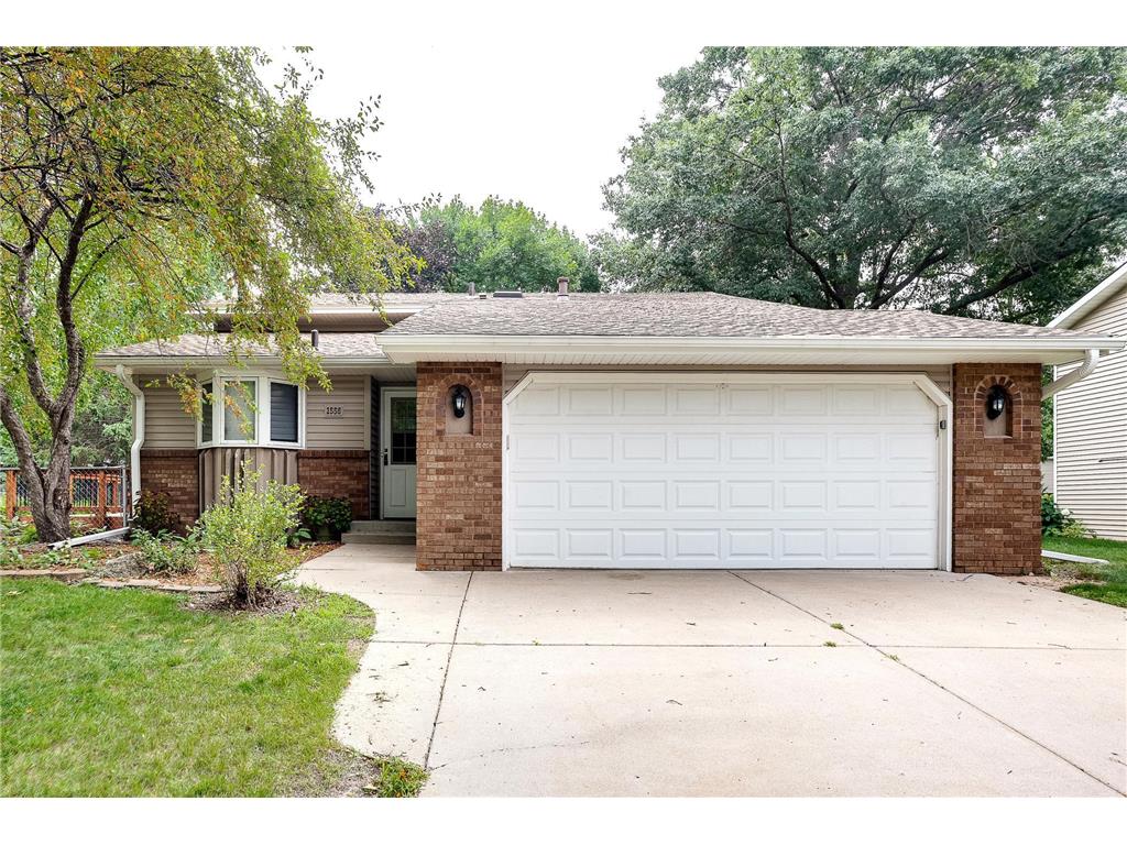 1556 Lois Drive Shoreview MN 55126 6439702 image1