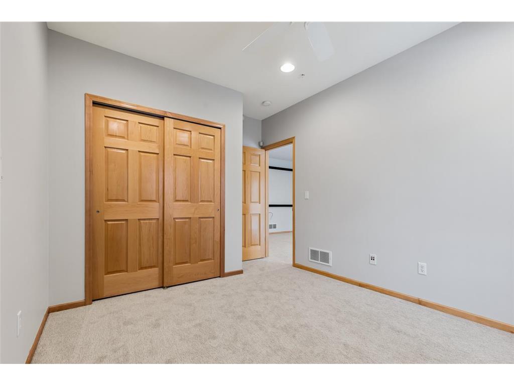 15561 Lilac Drive Eden Prairie MN 55347 7013041 image36