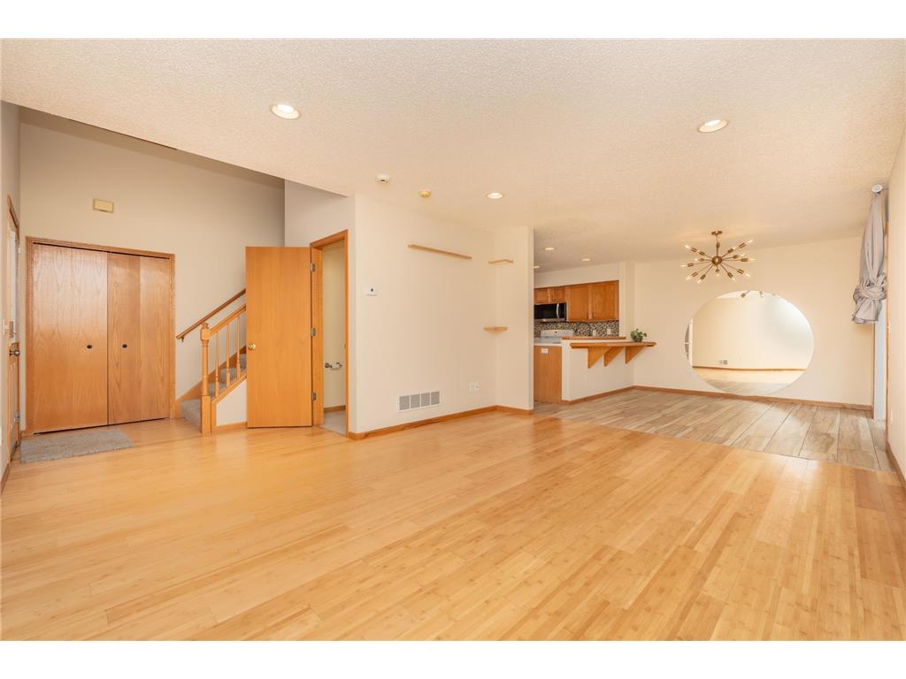 15570 Finch Avenue Apple Valley MN 55124 7068430 image10