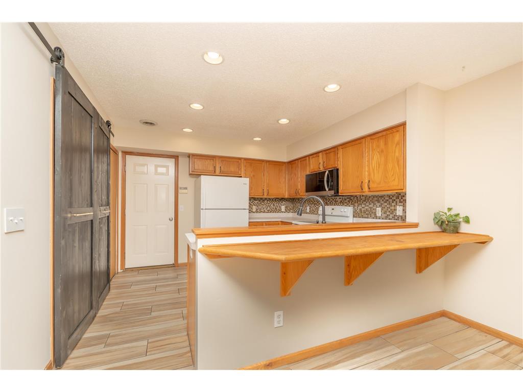15570 Finch Avenue Apple Valley MN 55124 7068430 image18