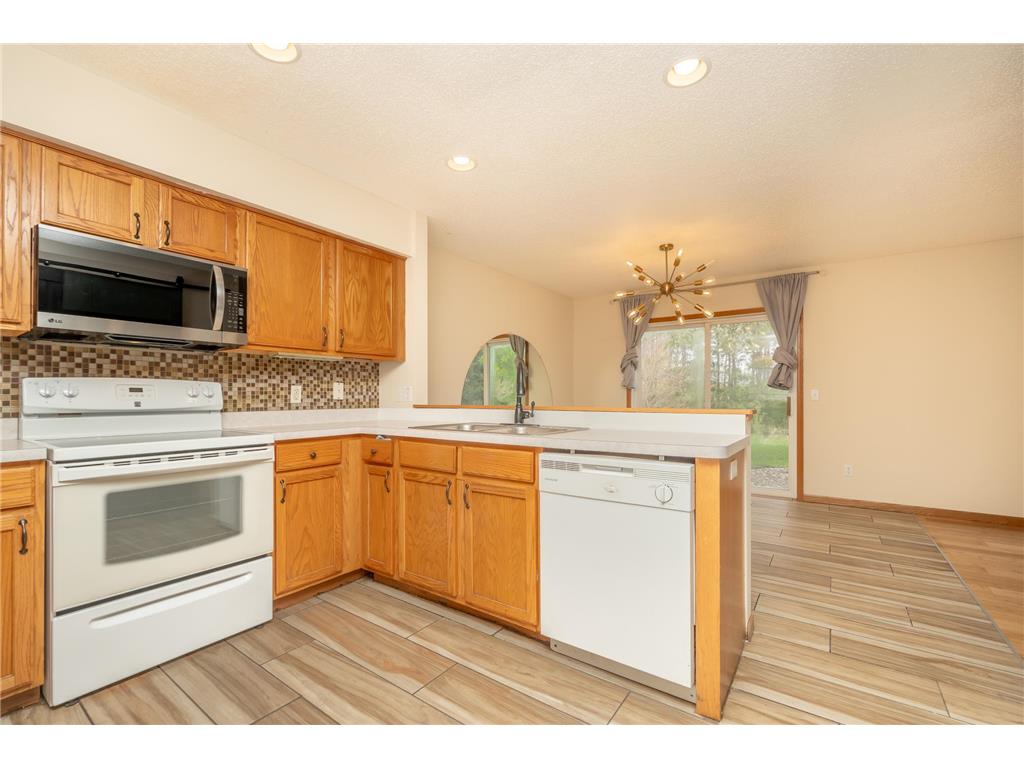 15570 Finch Avenue Apple Valley MN 55124 7068430 image19