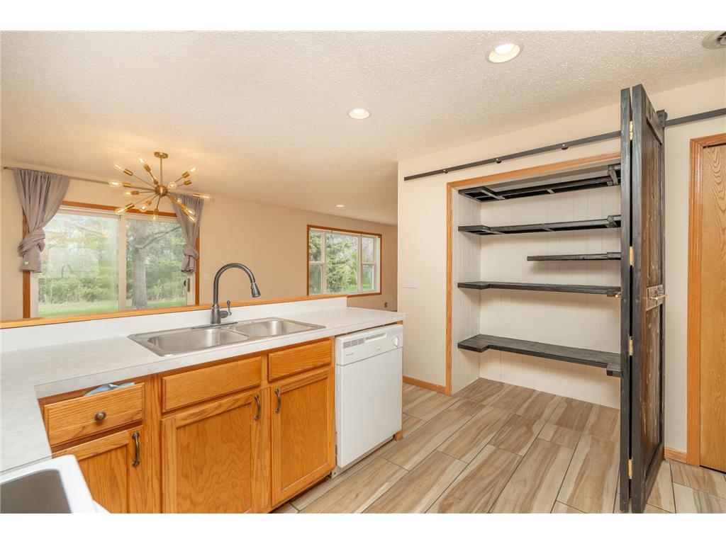 15570 Finch Avenue Apple Valley MN 55124 7068430 image20