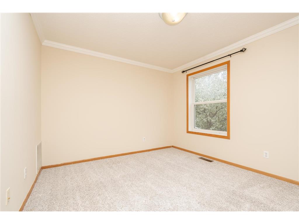 15570 Finch Avenue Apple Valley MN 55124 7068430 image29