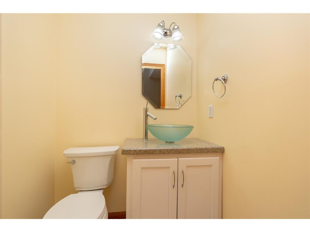 15570 Finch Avenue Apple Valley MN 55124 7068430 image9