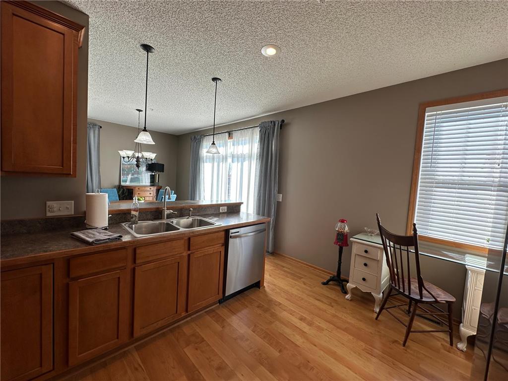 15575 Early Bird Circle Apple Valley MN 55124 - Cobblestone 6814467 image14