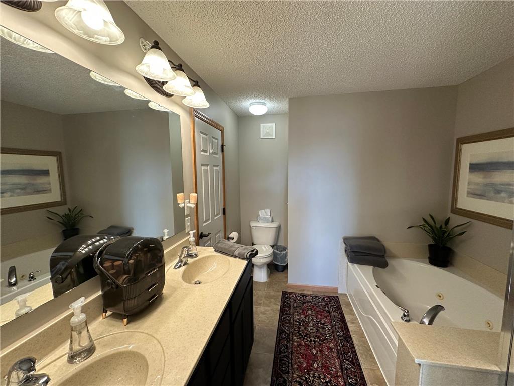 15575 Early Bird Circle Apple Valley MN 55124 - Cobblestone 6814467 image19