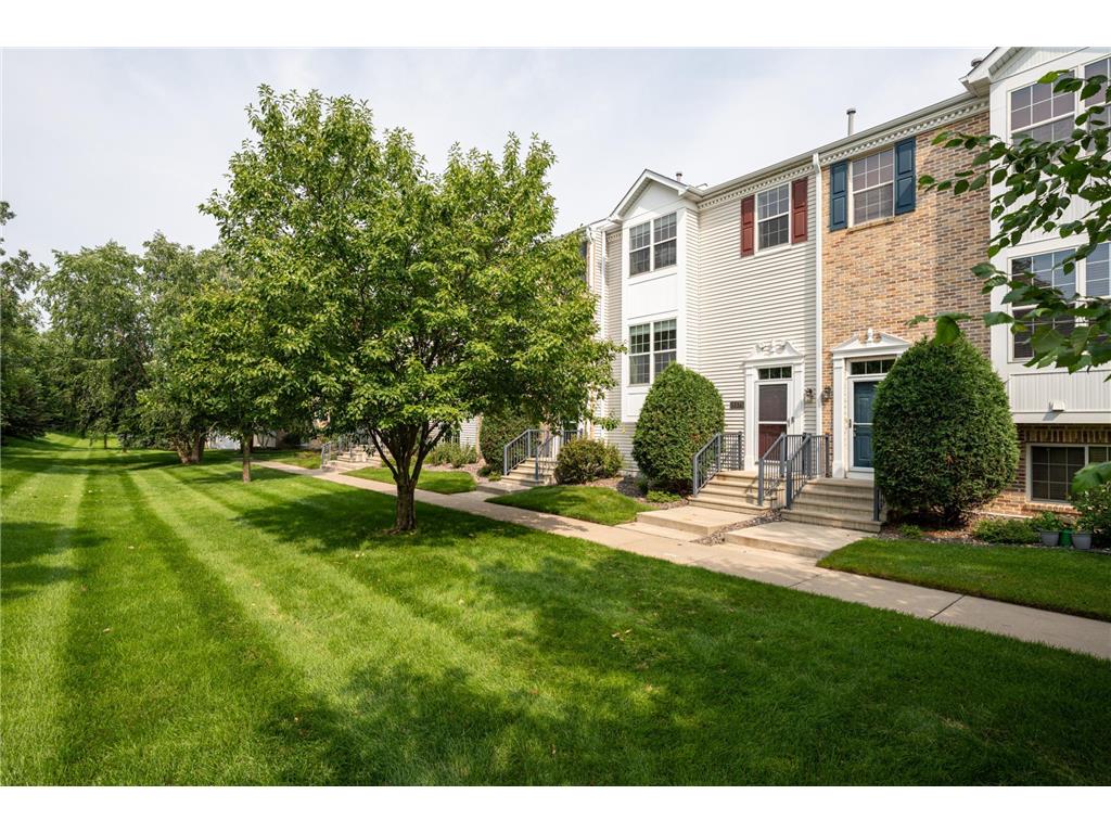 15575 June Grass Lane Eden Prairie MN 55347 6773974 image1