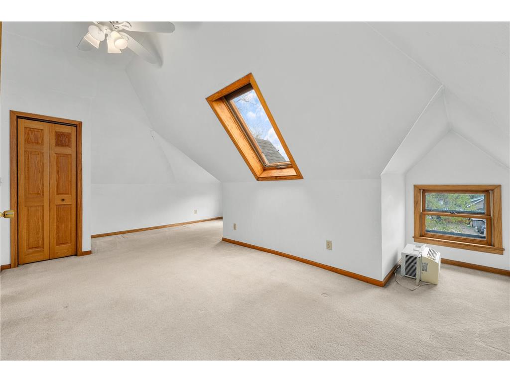 1558 E Madison Street Eau Claire WI 54703 7067920 image18